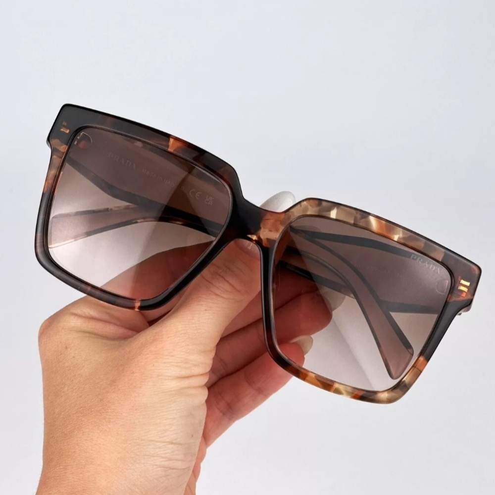 Authentic Prada Gradient Square Sunglasses - image 4